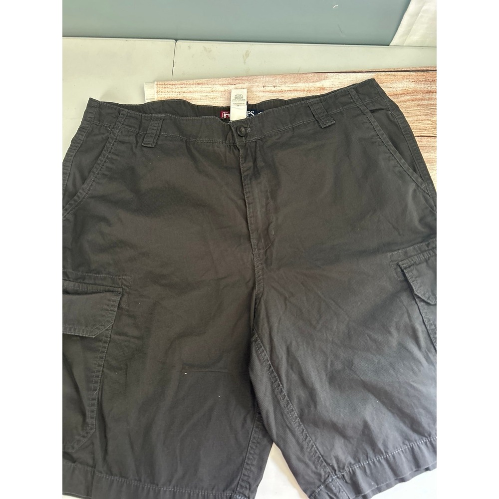 Men's black Chaps‎ shorts